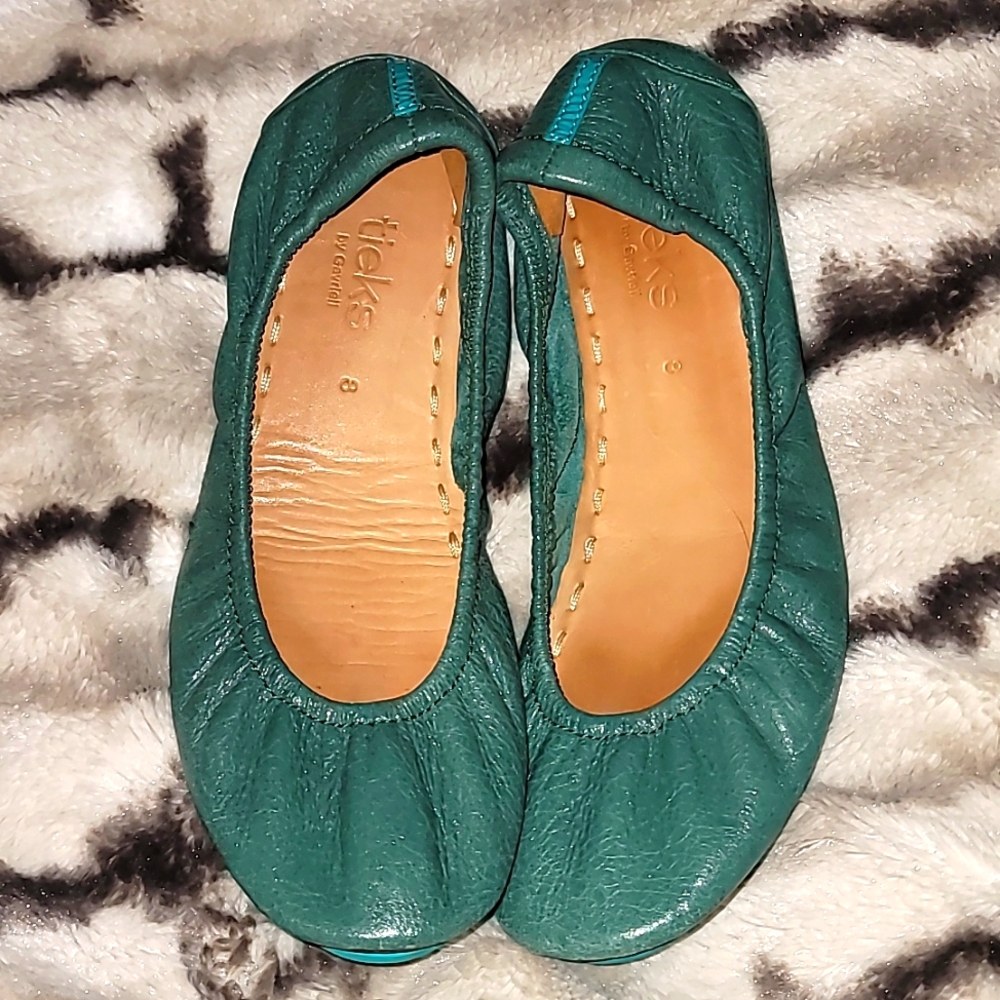 Tieks Pacific Green Ballet Flats size 8